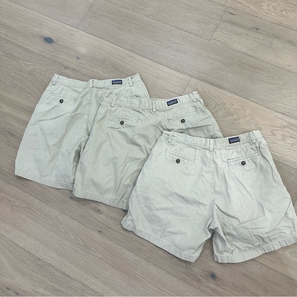 PATAGONIA Organic Cotton Men’s Khaki Chino 3 short bundle - Picture 2 of 6